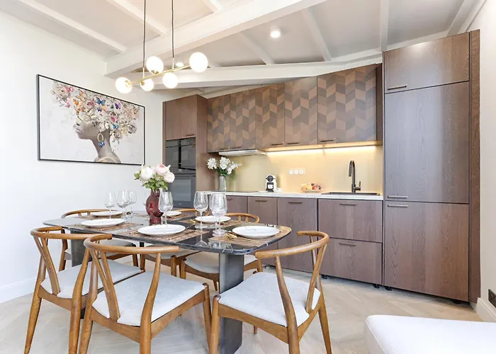 Apartament Duplex A Deux Pas Des Champs Elysee *