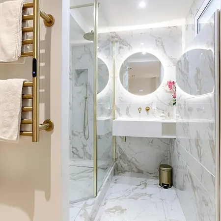 Duplex A Deux Pas Des Champs Elysee Apartment *