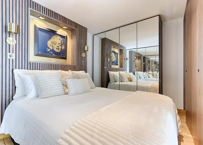 Apartamento Duplex à Deux Pas Des Champs Elysée