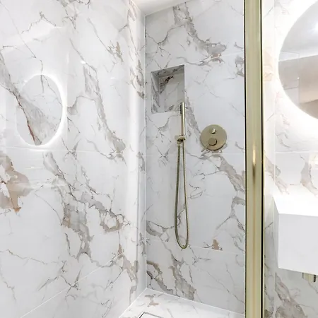 Apartamento Duplex à Deux Pas Des Champs Elysée